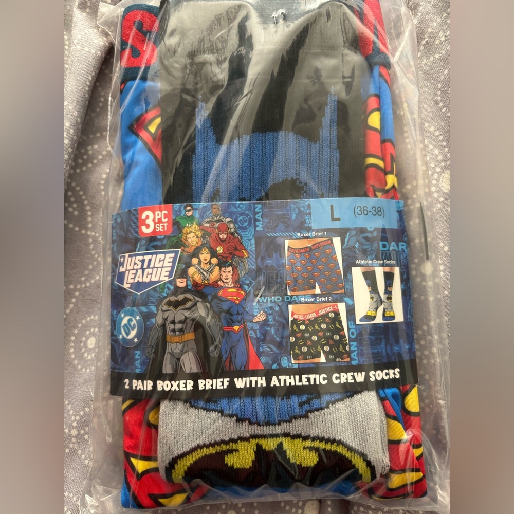 Father’s Day Gift Size Large Men’s Justice League Boxer Briefs and Socks Set
